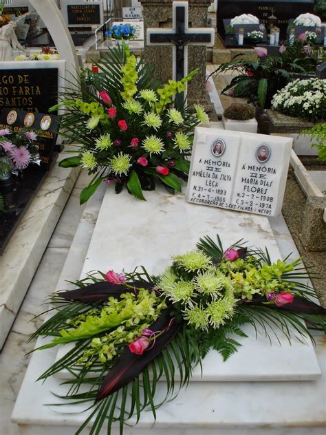 arranjos florais modernos para cemiterio